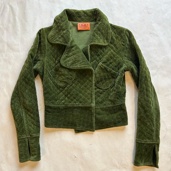 Juicy Couture Jackets & Blazers - Juicy Couture quilted velvet double breasted jacket, used excellent condition